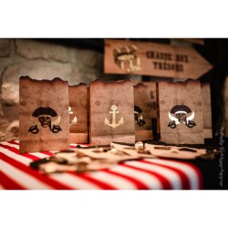 4 minibolsos piratas negros / dorados. n3