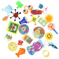 24 pequeños juguetes mixtos (de 6 a 9,5 cm máx.) - Calendario de Adviento