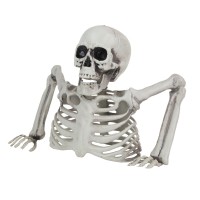 Esqueleto muerto viviente