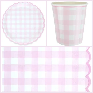 Caja de fiesta festoneada de cuadros vichy rosas