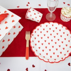 8 tazas de corazoncitos festoneados. n1