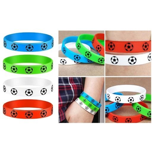 Juego de 4 pulseras de f�tbol - Fabricadas en silicona 