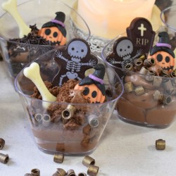 4 Surtidos de Halloween Calavera / Huesos - Chocolate. n9