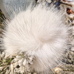 Rama en tallo � Piel sint�tica blanca � 3 bolas. n�4