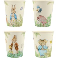 Contiene : 1 x 8 Vasos Peter Conejo En El Jardn