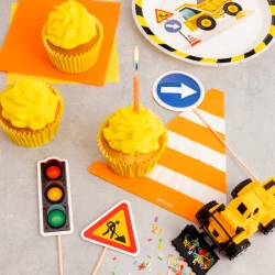 7 cake toppers de construcción. n°3