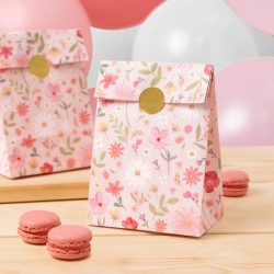 4 bolsas de regalo con estampado floral rosa. n°2