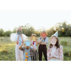 6 Gorros con Pompones - Circo. n°6
