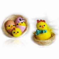 2 nidos de pollo/huevos (5 cm)