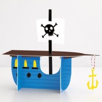 Contiene : 1 x Centro de mesa pirata